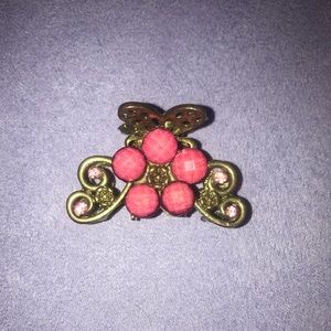 Vintage hair clip